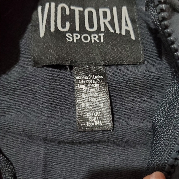 Victoria Sport Mesh Sleeveless Zip Up Hoodie - Picture 3 of 7